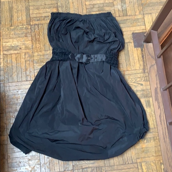 Max Azria Collection Satin Belted Dress Small - Picture 1 of 4